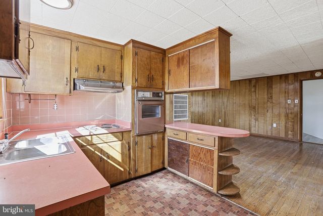 20287 RIDGE RD, Colonial Beach, VA 22443
