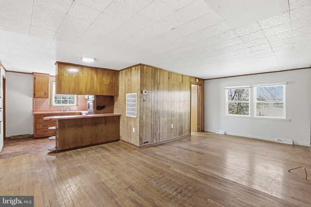 20287 RIDGE RD, Colonial Beach, VA 22443