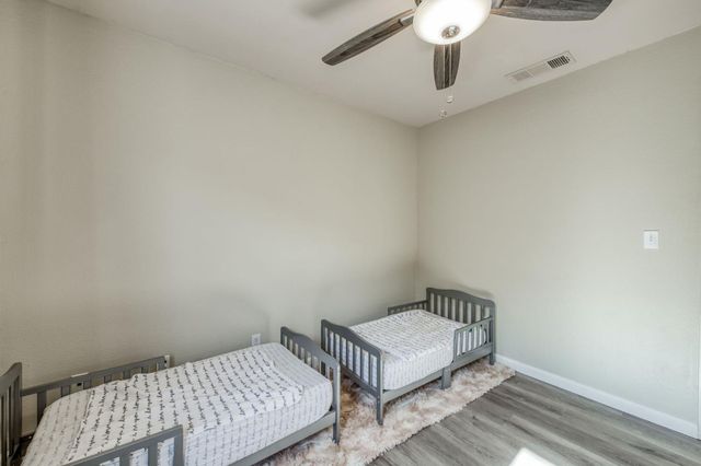 5706 W Sample Avenue W, Fresno, CA 93722