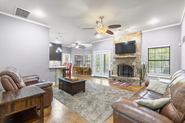 146 County Road 2250, Valley View, TX 76272
