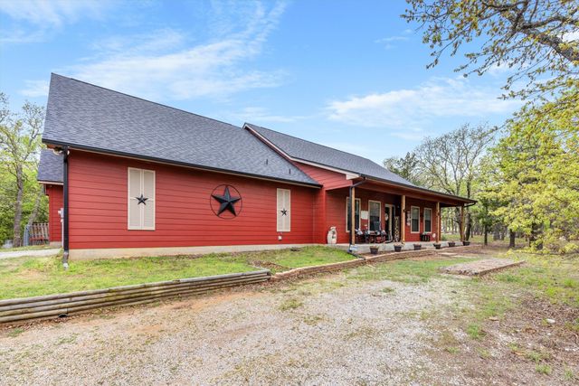 146 County Road 2250, Valley View, TX 76272