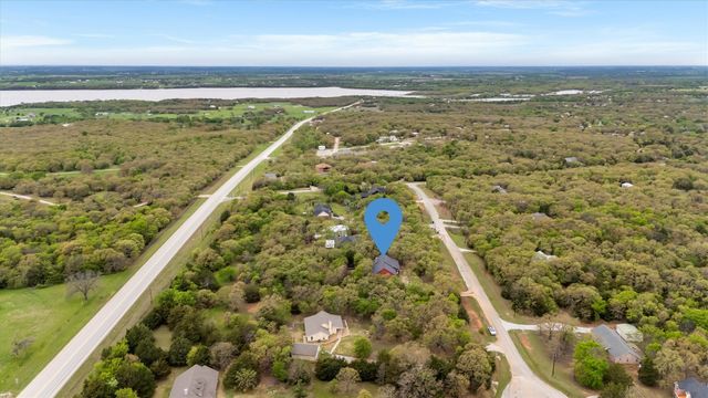 146 County Road 2250, Valley View, TX 76272