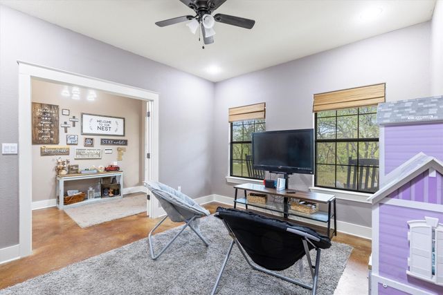 146 County Road 2250, Valley View, TX 76272