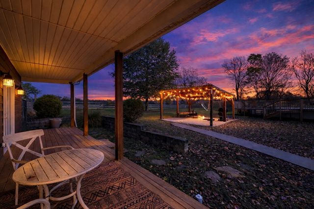 7870 Mill Rd, Cross Plains, TN 37049