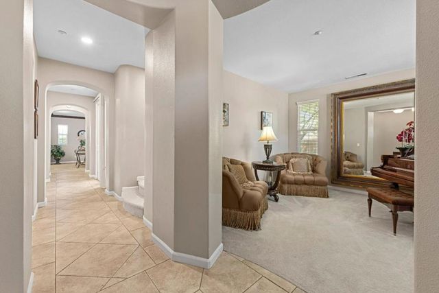 2730 Club Drive, Gilroy, CA 95020