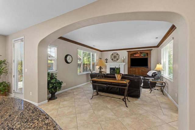 2730 Club Drive, Gilroy, CA 95020