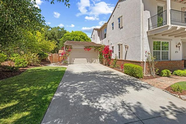2730 Club Drive, Gilroy, CA 95020