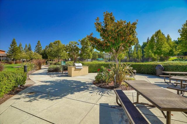 2730 Club Drive, Gilroy, CA 95020