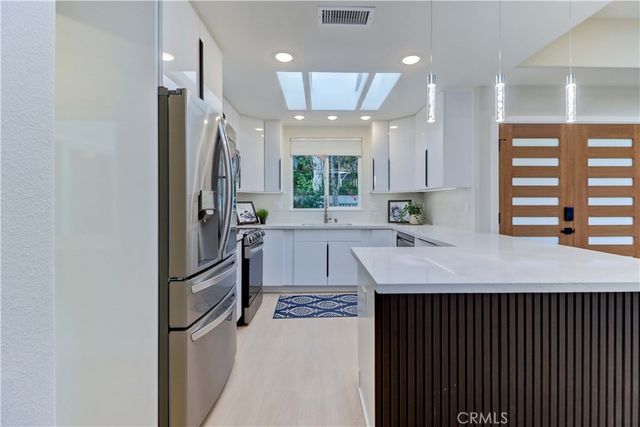 522 Calle Aragon B, Laguna Woods, CA 92637
