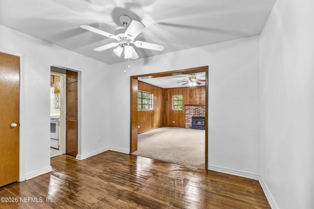 807 BROOKMONT Avenue E, Jacksonville, FL 32211