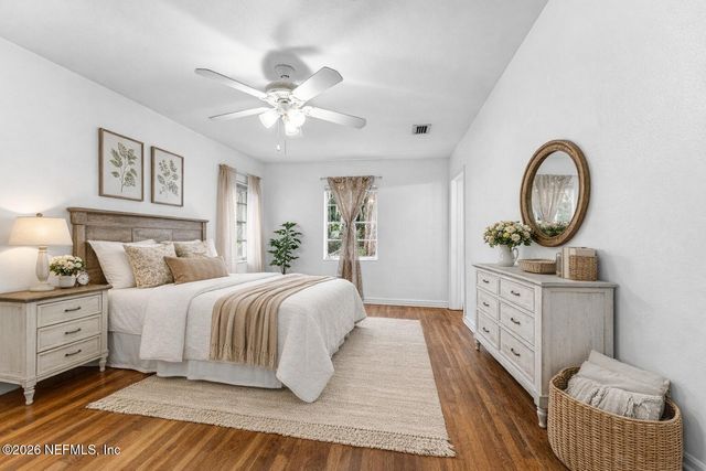 807 BROOKMONT Avenue E, Jacksonville, FL 32211