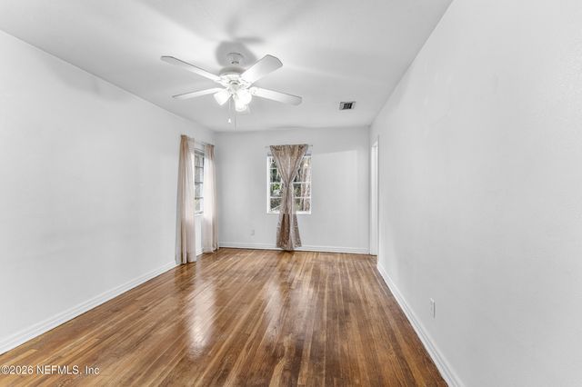 807 BROOKMONT Avenue E, Jacksonville, FL 32211