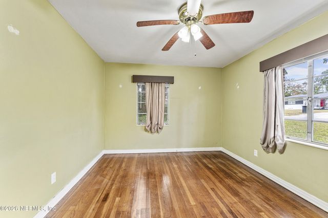 807 BROOKMONT Avenue E, Jacksonville, FL 32211