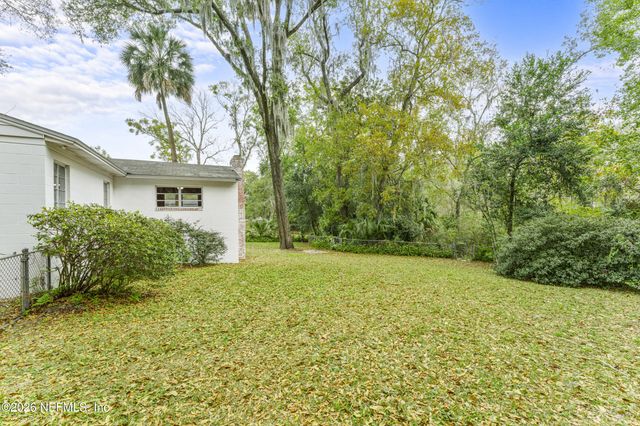 807 BROOKMONT Avenue E, Jacksonville, FL 32211