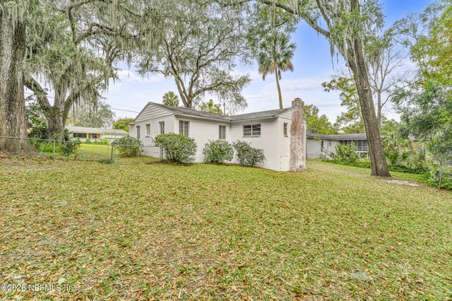807 BROOKMONT Avenue E, Jacksonville, FL 32211