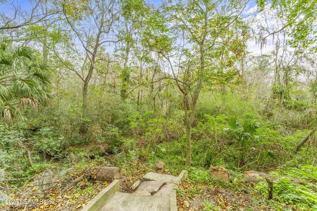 807 BROOKMONT Avenue E, Jacksonville, FL 32211