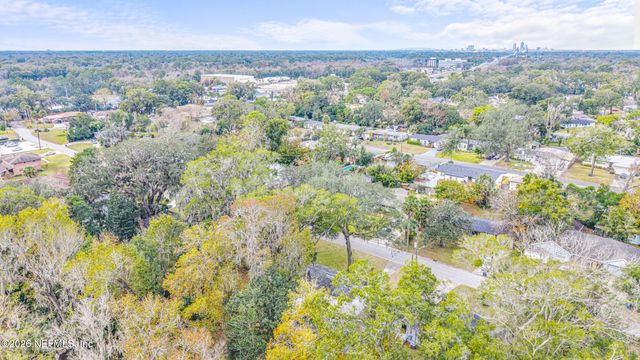 807 BROOKMONT Avenue E, Jacksonville, FL 32211