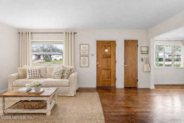 807 BROOKMONT Avenue E, Jacksonville, FL 32211