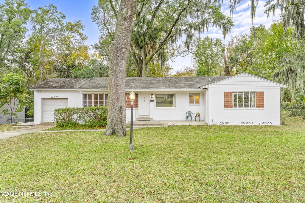 807 BROOKMONT Avenue E, Jacksonville, FL 32211