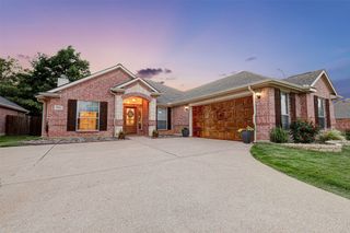 5841 Sugar Maple Drive, Fort Worth, TX 76244