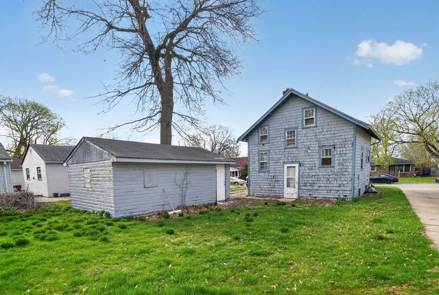 1126 Ashland Avenue, Rockford, IL 61101