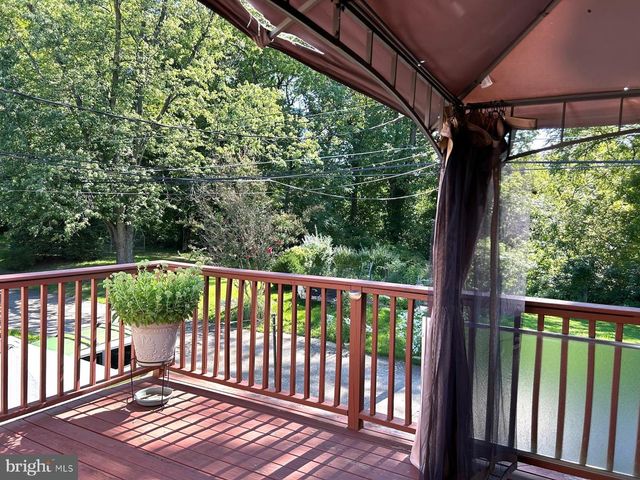 8519 BENTON AVE, Philadelphia, PA 19152