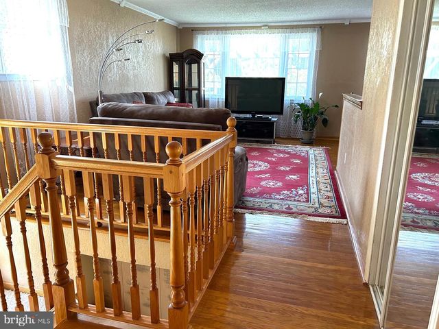 8519 BENTON AVE, Philadelphia, PA 19152