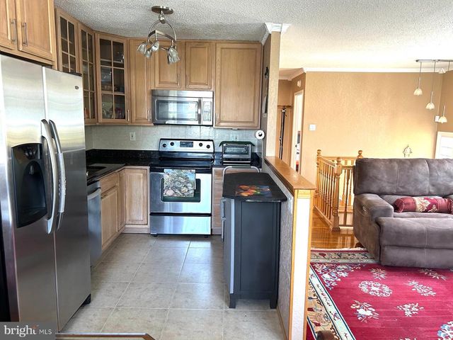 8519 BENTON AVE, Philadelphia, PA 19152