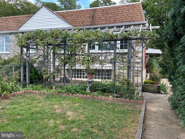 8519 BENTON AVE, Philadelphia, PA 19152