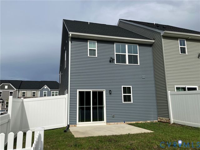 2210 PALM Ct, Sandston, VA 23150