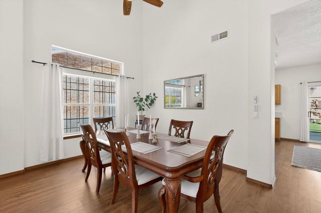 8720 Springhill Drive NW, Albuquerque, NM 87114