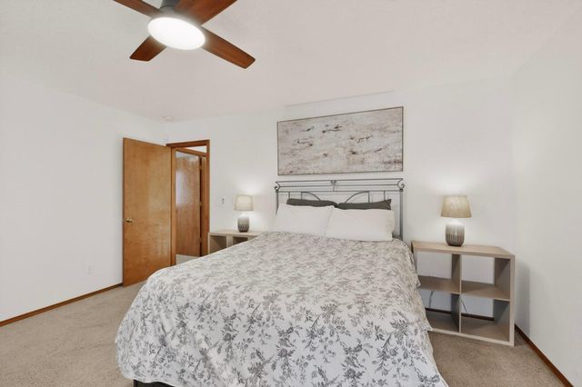 8720 Springhill Drive NW, Albuquerque, NM 87114