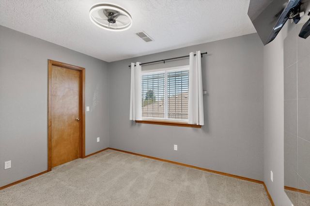 8720 Springhill Drive NW, Albuquerque, NM 87114