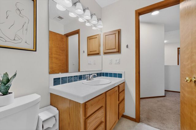 8720 Springhill Drive NW, Albuquerque, NM 87114