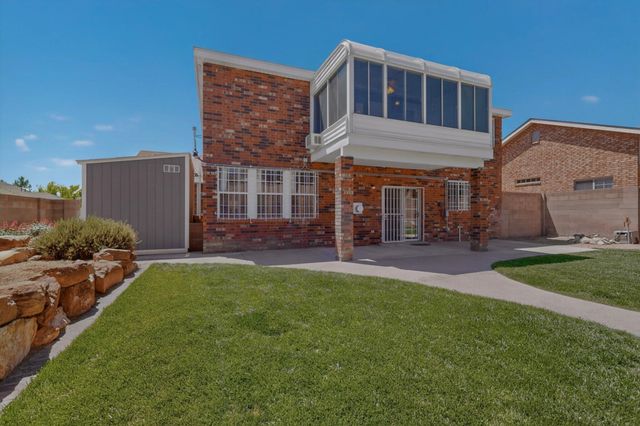 8720 Springhill Drive NW, Albuquerque, NM 87114