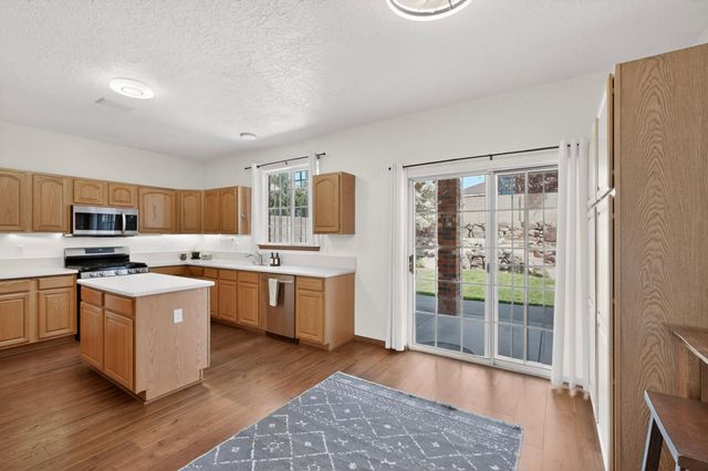8720 Springhill Drive NW, Albuquerque, NM 87114