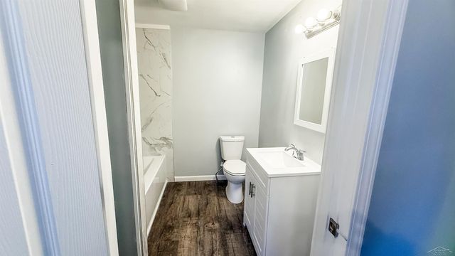 204 Elm Street, Bay City, MI 48706