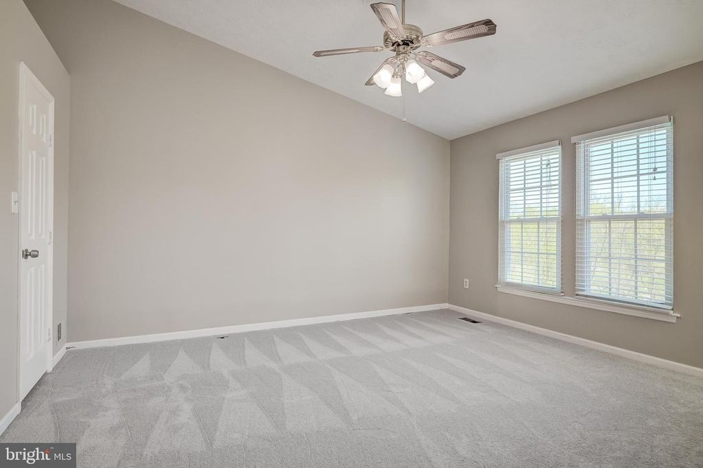 Image 18 of property listing at 4527 KINGSCUP CT, Ellicott City, MD 21042