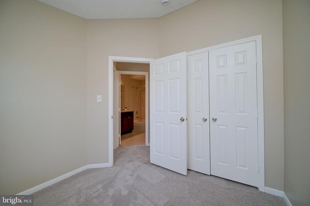 Image 28 of property listing at 4527 KINGSCUP CT, Ellicott City, MD 21042