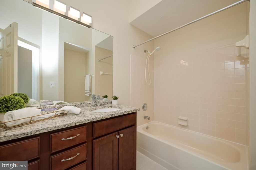 Image 29 of property listing at 4527 KINGSCUP CT, Ellicott City, MD 21042