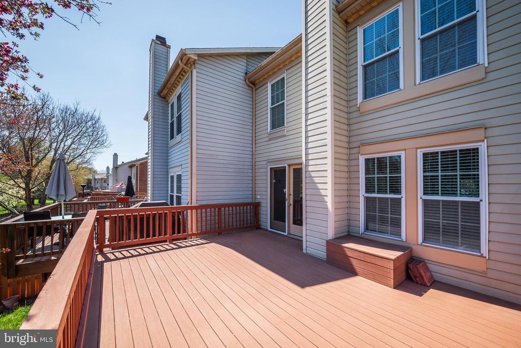 Image 35 of property listing at 4527 KINGSCUP CT, Ellicott City, MD 21042