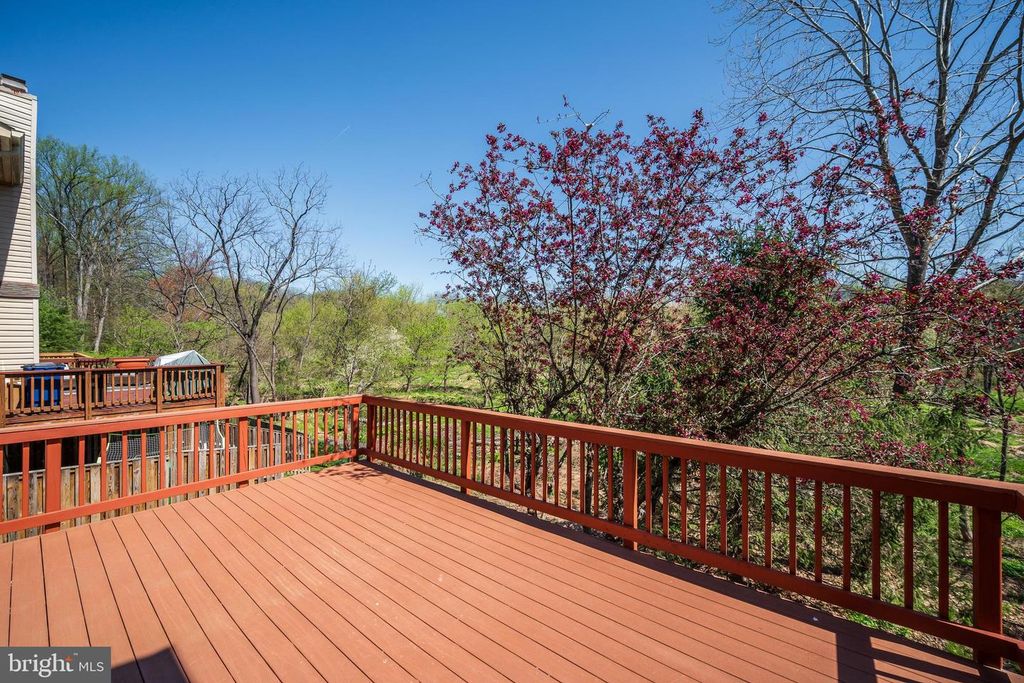 Image 36 of property listing at 4527 KINGSCUP CT, Ellicott City, MD 21042