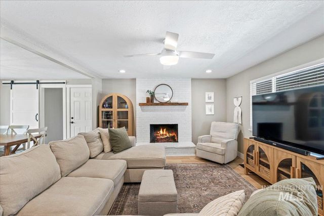 3406 S Centennial Way, Boise, ID 83706