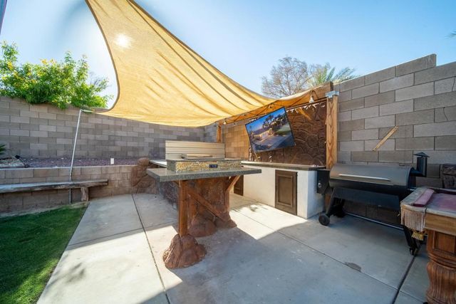 43889 Virginia Avenue, Indio, CA 92201
