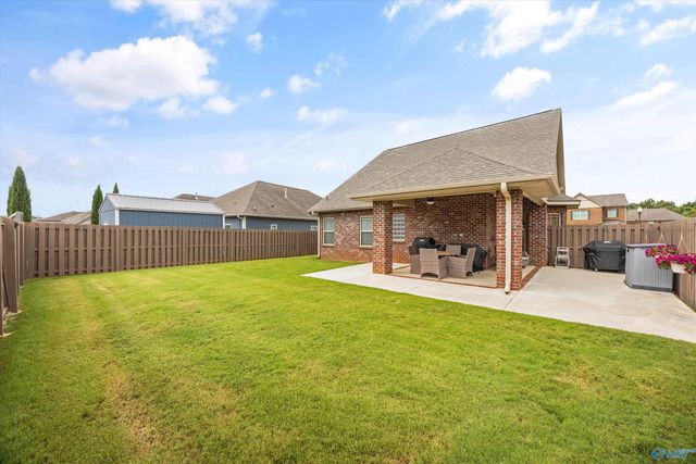 8308 Stillwater Circle, Huntsville, AL 35806