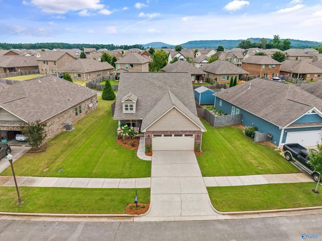 8308 Stillwater Circle, Huntsville, AL 35806