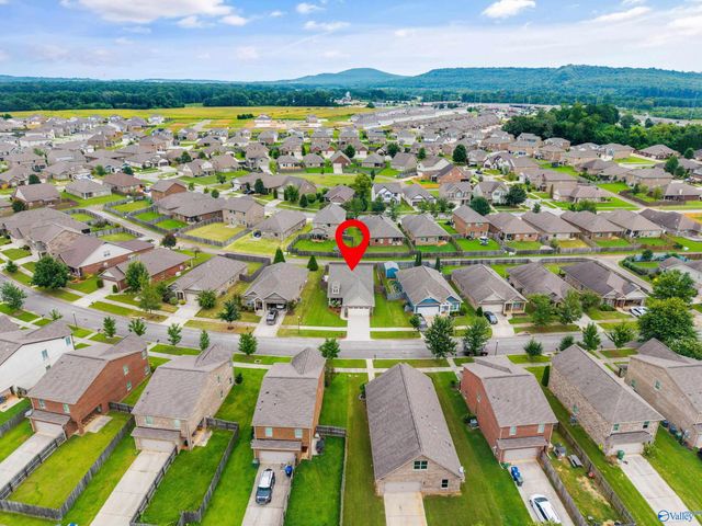 8308 Stillwater Circle, Huntsville, AL 35806