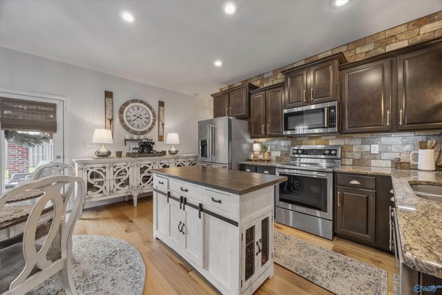 8308 Stillwater Circle, Huntsville, AL 35806