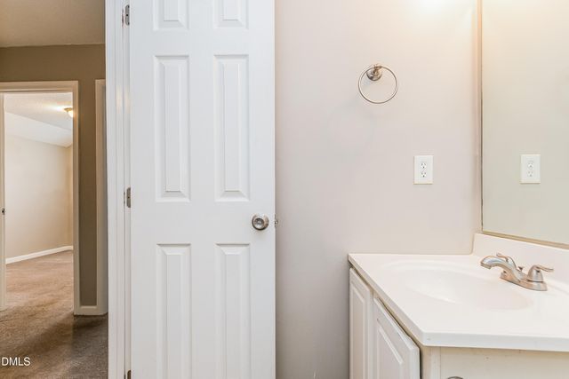 6 Cayman Court, Durham, NC 27703