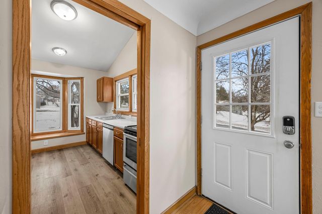 1171 Ingerson Road, Arden Hills, MN 55112